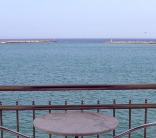 Pelineon Rooms