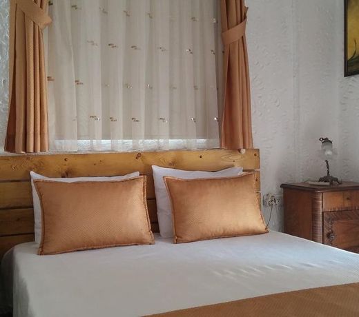 Bizim Ev Hotel