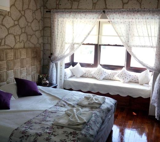 Alacati Seven Rooms Hotel