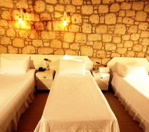 Begonvil Otel Alacati