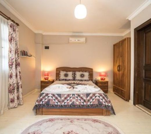 Nobela Hotel