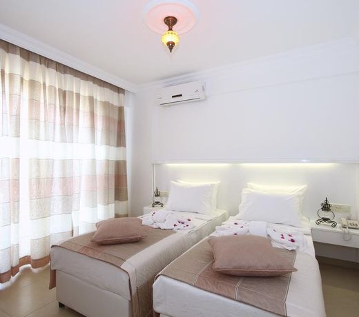 Mervehan Residence