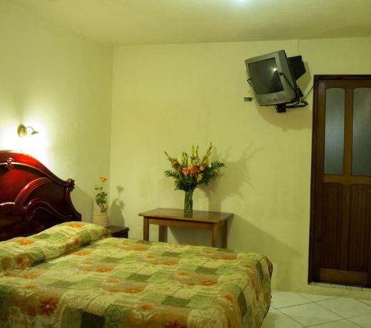 Hotel Palacio Maya