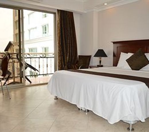 Valentino's Hotel