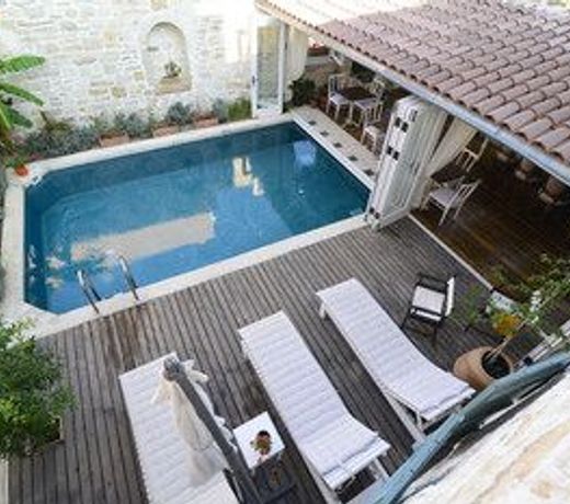 Eski Tas Hotel