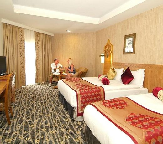 Royal Dragon Hotel