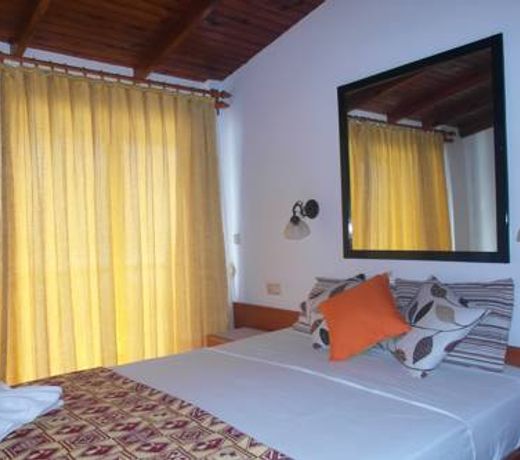 Beach House Hotel