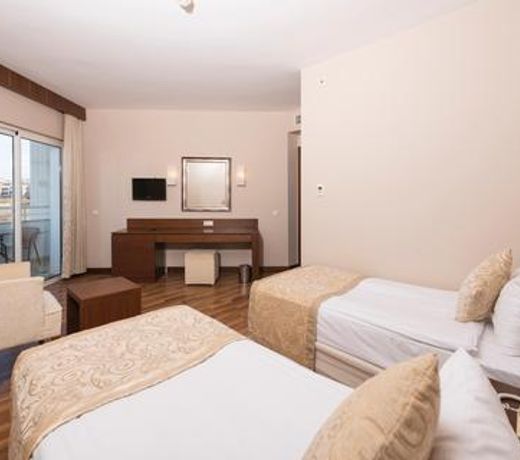 Roma Beach Resort & Spa
