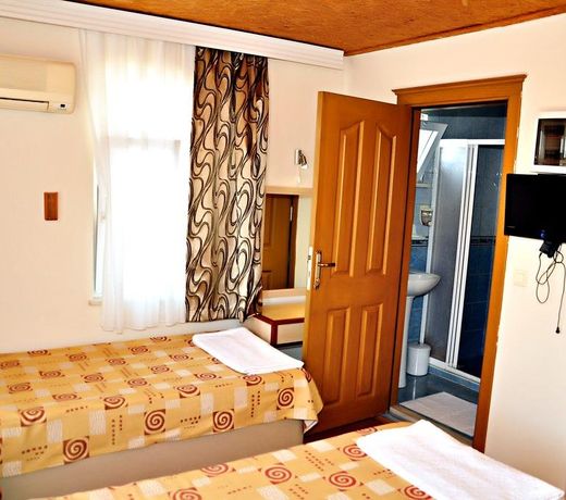 Sevil Hotel