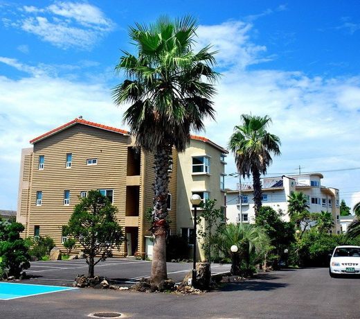 Coco Beach Resort