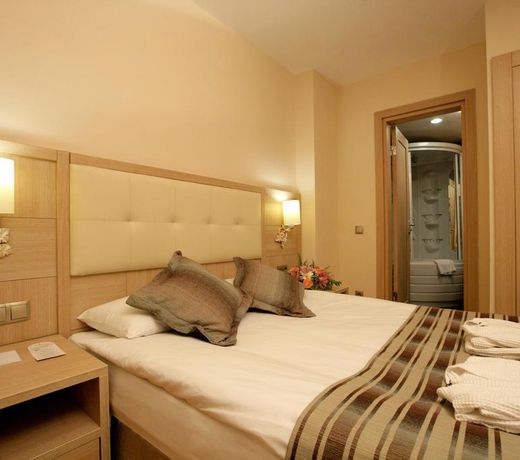 GRAND PEARL BEACH RESORT & SPA