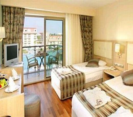 GRAND PEARL BEACH RESORT & SPA