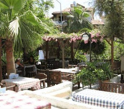 AQUARIUS HOTEL