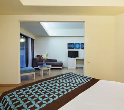Azura Deluxe Resort & Aqua Sorgun