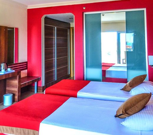 Side Kum Hotel
