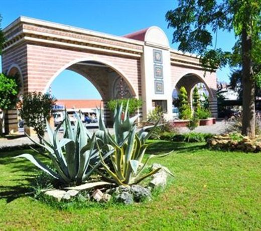Nova Park Hotel