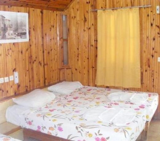 Bykara Motel