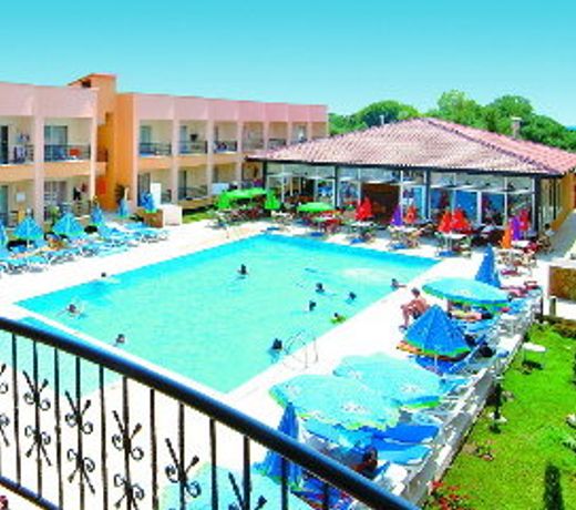Sayanora Park Hotel