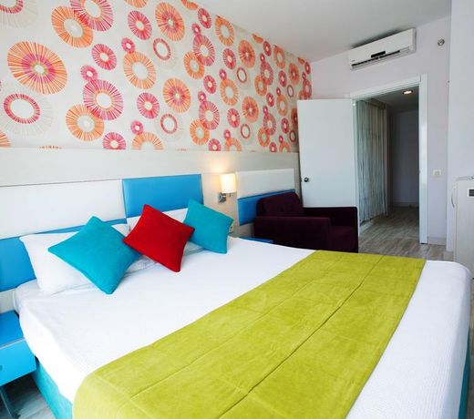 Ramada Resort Side