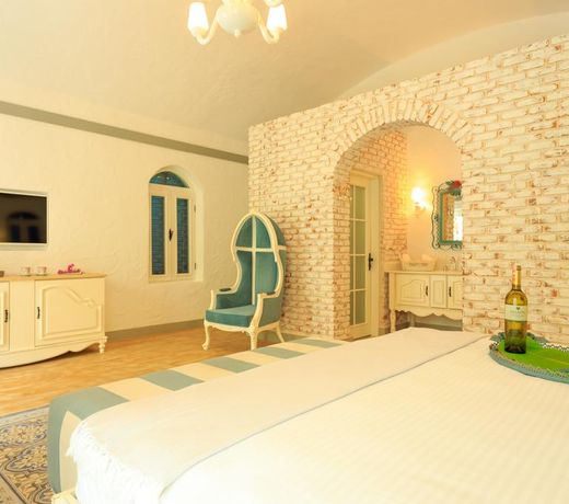 Flamingo Hotel & Spa - Pet Friendly