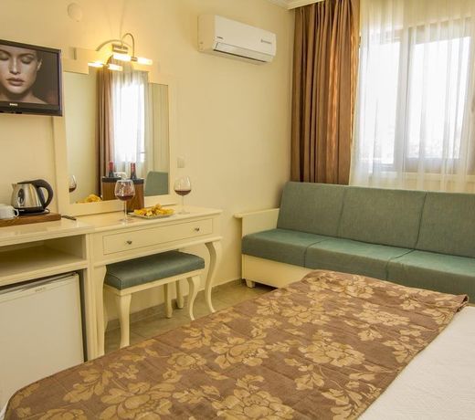 Unsal Hotel