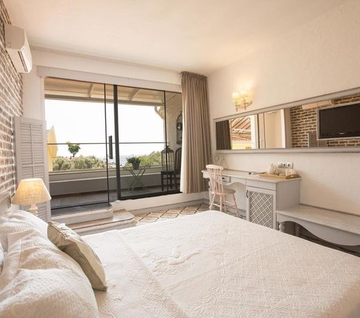 S3 Hotels Orange