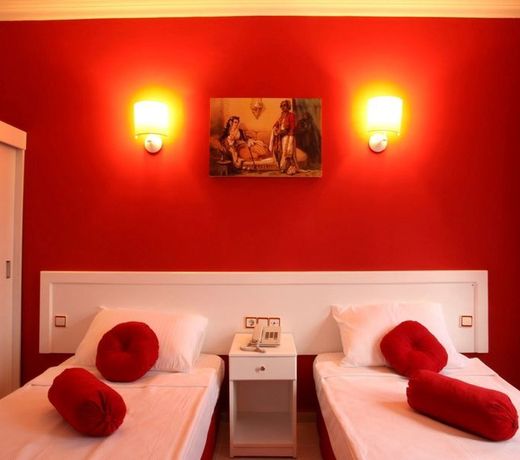 Destina Hotel