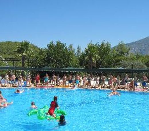 Green Forest Holiday Village