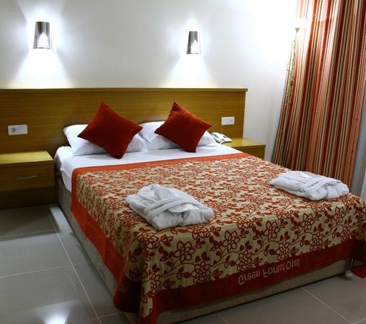 Green Forest Holiday Village