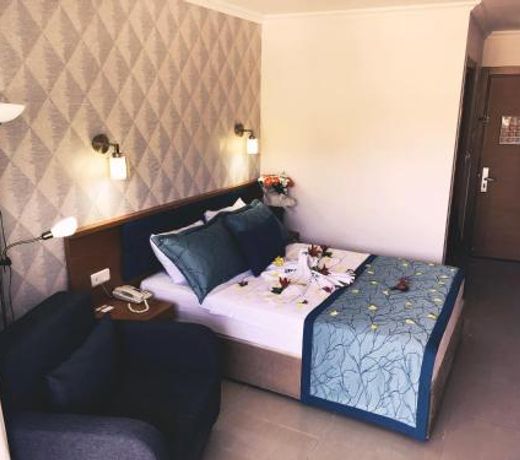 Green Forest Holiday Village