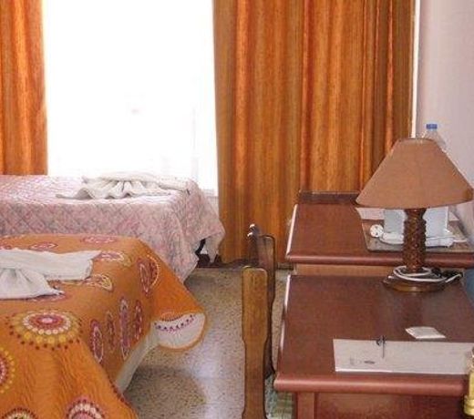 Hotel Yaka Inn