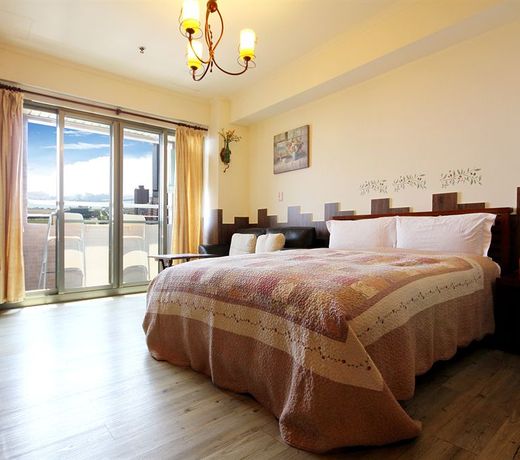 Each Family Service Apartment