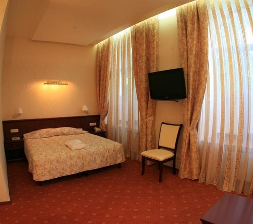 Dnepr Hotel