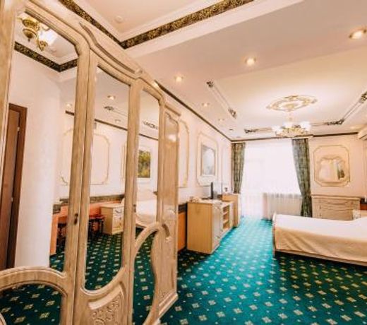 Urartu Hotel
