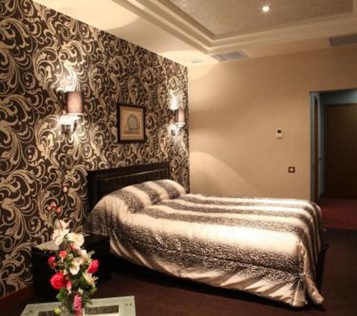 Nadiya Hotel