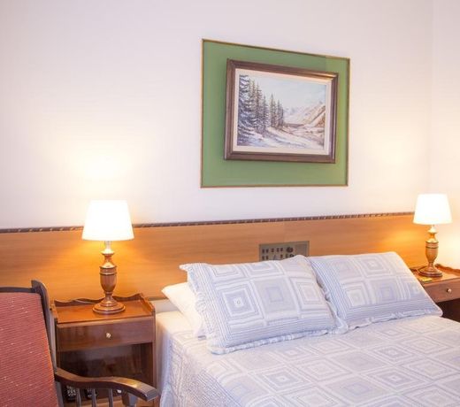 Holz Hotel