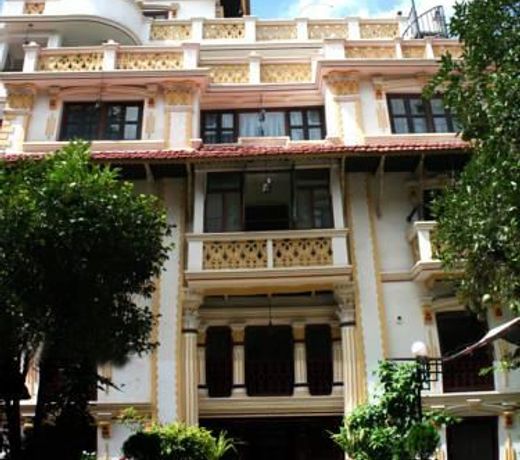 KATHMANDU & BREAKFAST INN