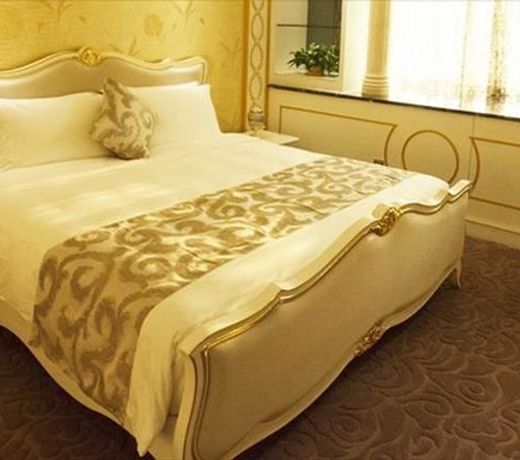Yijia International Hotel
