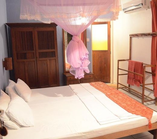 Hotel Paradiso