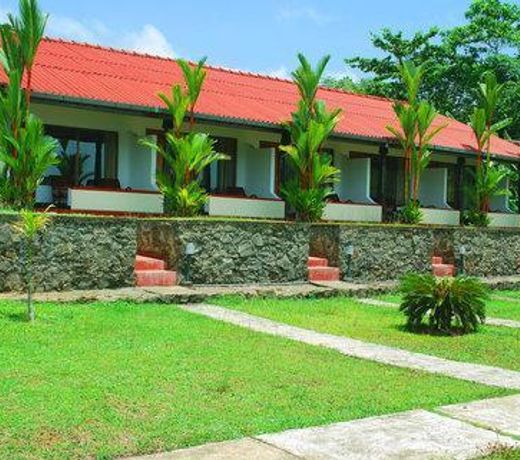 Kalla Bongo Lake Resort