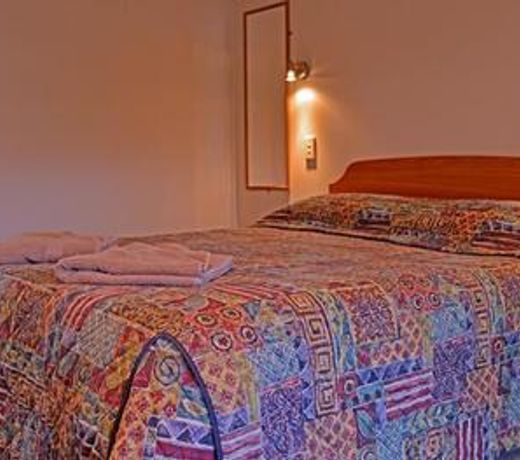 Ashlar Motel