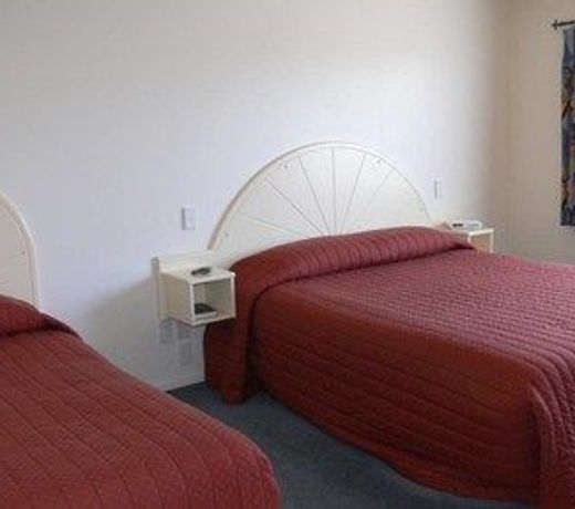Valdez Motor Lodge