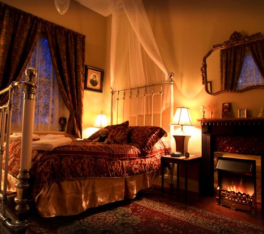 Blakes Manor Self Contained Heritage Accommodation