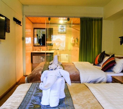 SUKHOTHAI LIANG INN