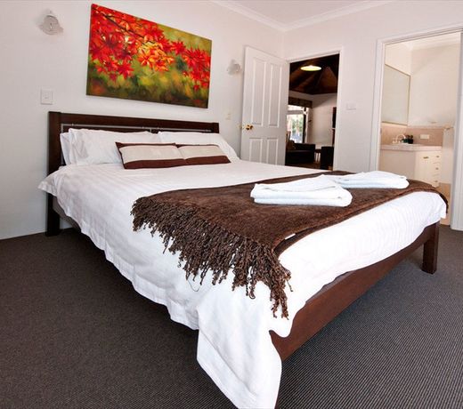Margaret River Hideaway & Farmstay
