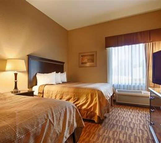 Days Inn by Wyndham North Mobile