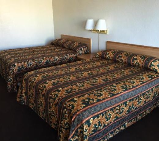 EZ 8 Motel Airporter