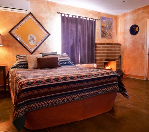 Rancho de la Osa Guest Ranch