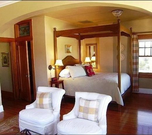 Catalina Park Inn Bed and Breakfast