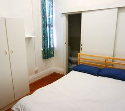 Sundancer Backpackers Hostel